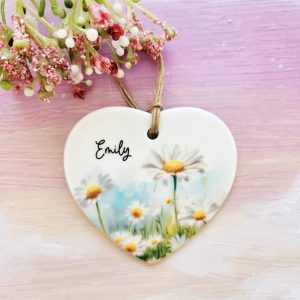 Personalised daisy ceramic heart with custom name Emily, floral hanging keepsake gift, April birth flower ornament