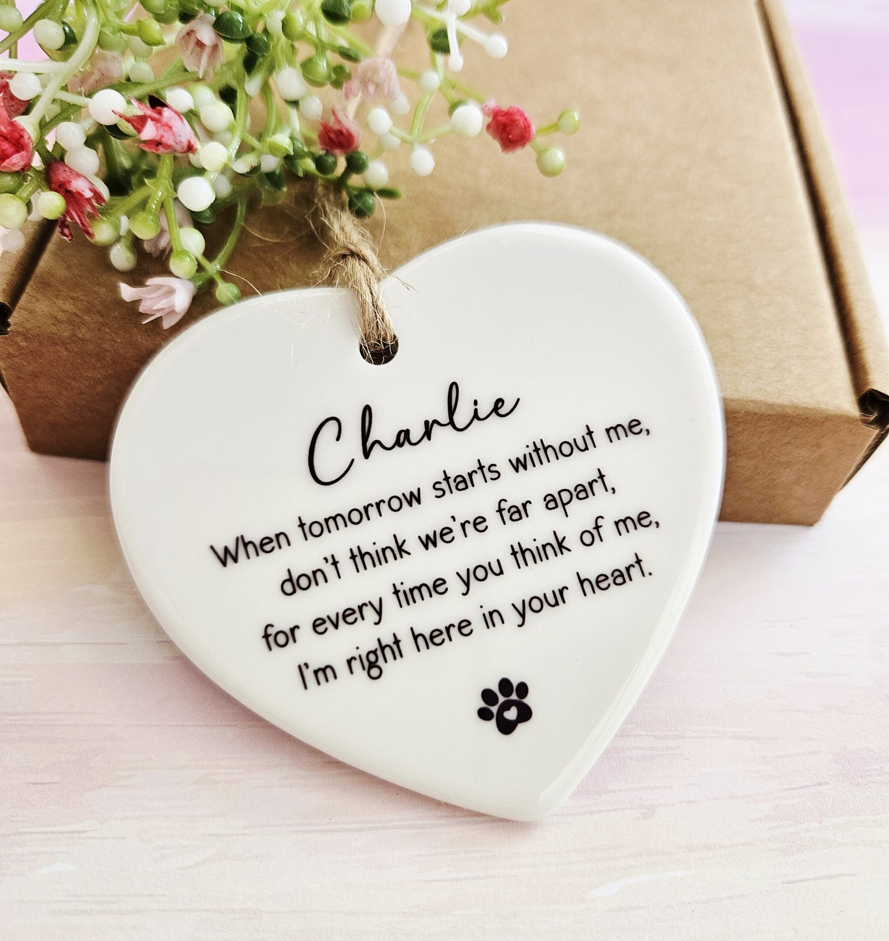 dog remembrance gift ceramic heart hanging display